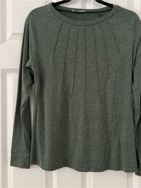 Women’s Olive Green Pleated Front Long Sleeve Top